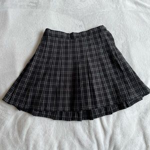Pleated Black and Gray Skirt.